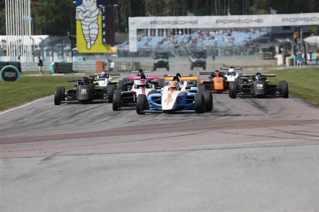 Hollandsk og svenske sejre på Gelleråsen Arena.
(Foto: RaceFoto.se)